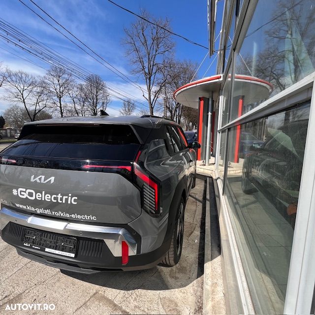 Kia EV3 81.4 kWh 4x2 AT Earth 2 - 9