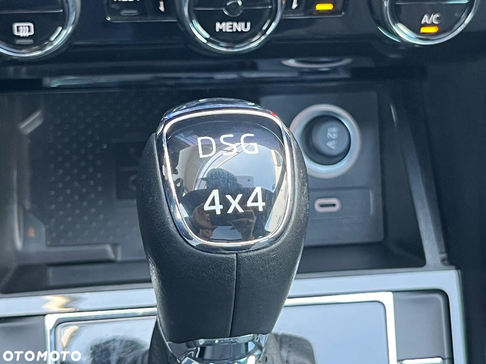 Skoda Superb 2.0 TDI SCR 4x4 L&K DSG - 25