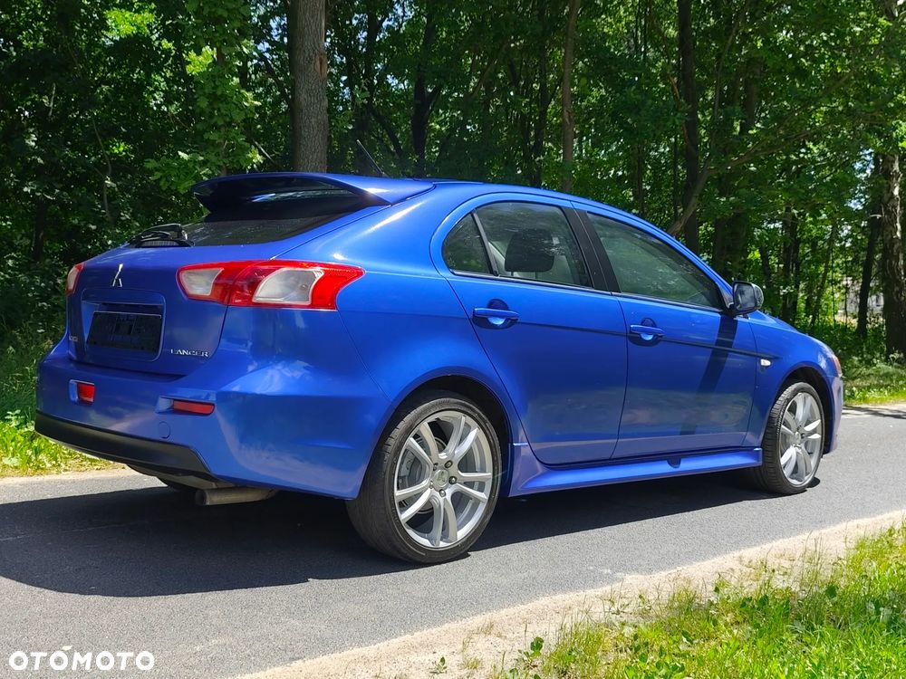 Mitsubishi Lancer 1.8 Intense - 16