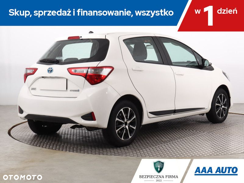 Toyota Yaris - 6
