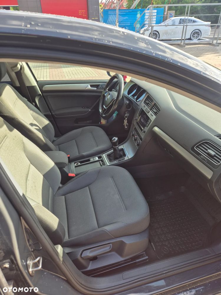 Volkswagen Golf 1.6 TDI BlueMotion Trendline - 8