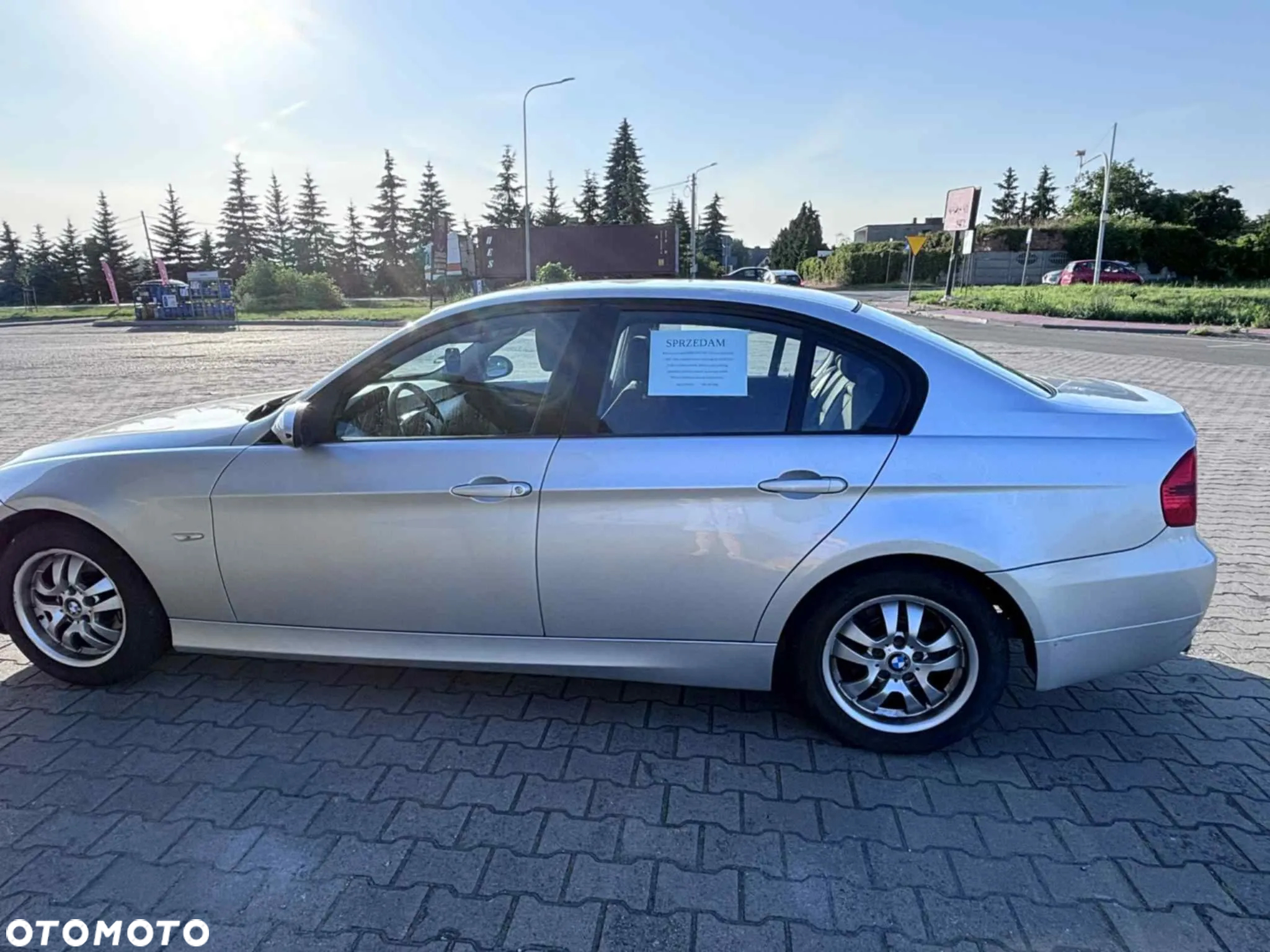 BMW Seria 3 320i - 5