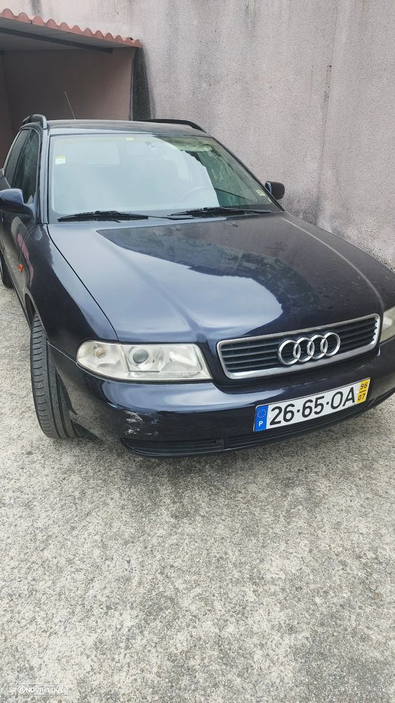 Audi A4 Avant - 1