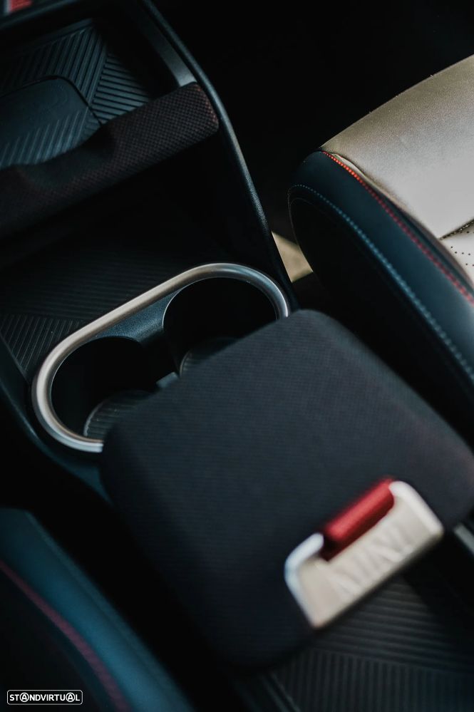 MINI Countryman SE JCW S - 25