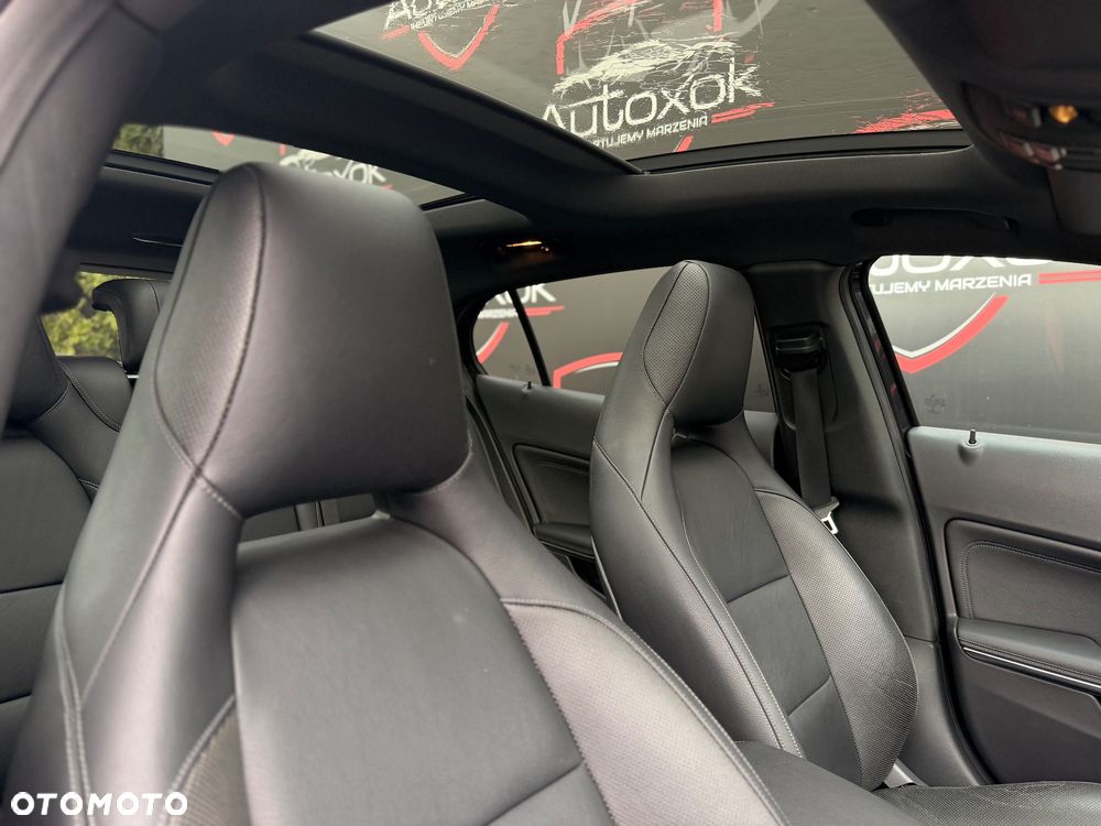 Mercedes-Benz GLA 220 CDI 7G-DCT StreetStyle - 22