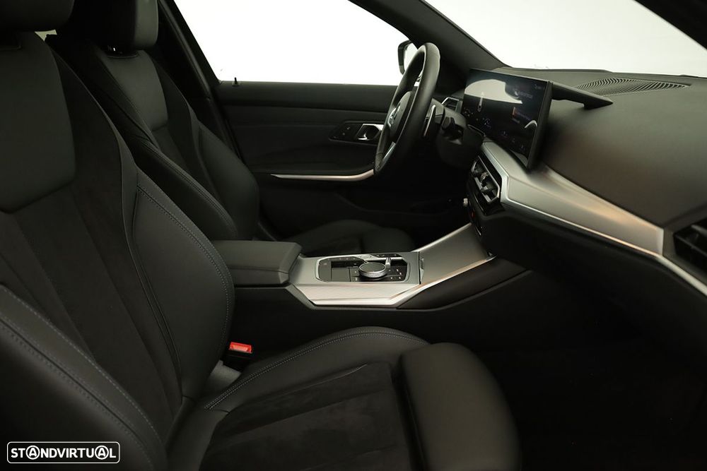 BMW 330 e Touring Pack Desportivo M Auto - 21
