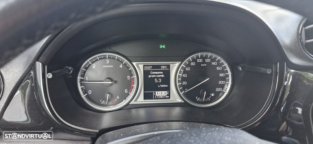 Suzuki Vitara 1.6 DDiS GLX - 3