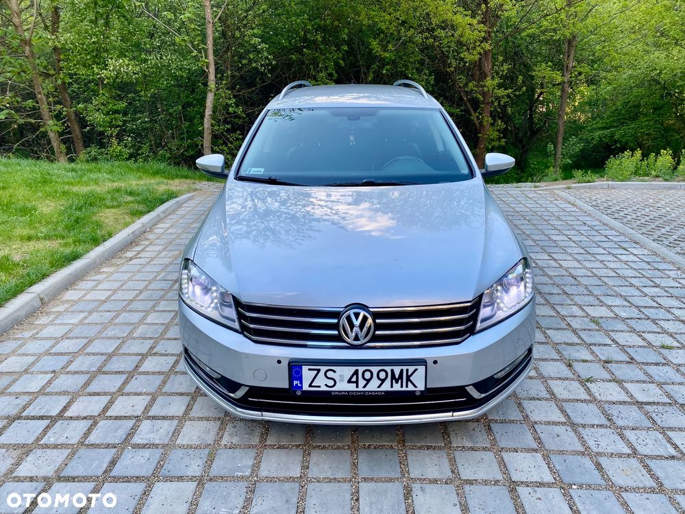 Volkswagen Passat 2.0 TDI DPF DSG Individual Chrom - 2