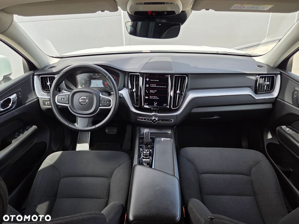 Volvo XC 60 B4 D AWD Geartronic Momentum - 7