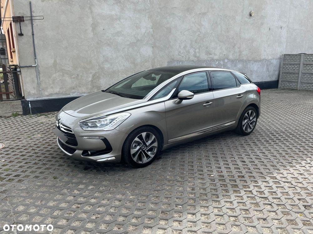 Citroën DS5 2.0 HDi SoChic - 1