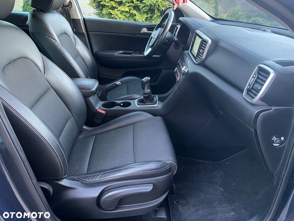 Kia Sportage 1.6 GDI 2WD Attract - 29