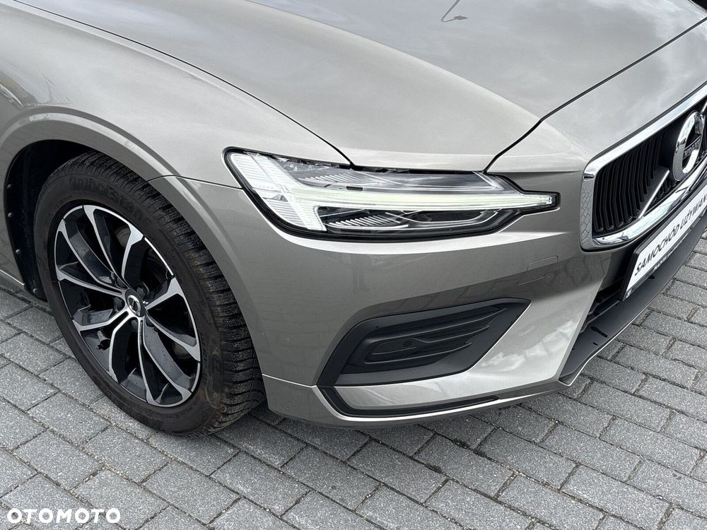 Volvo V60 B3 B Momentum Pro - 31