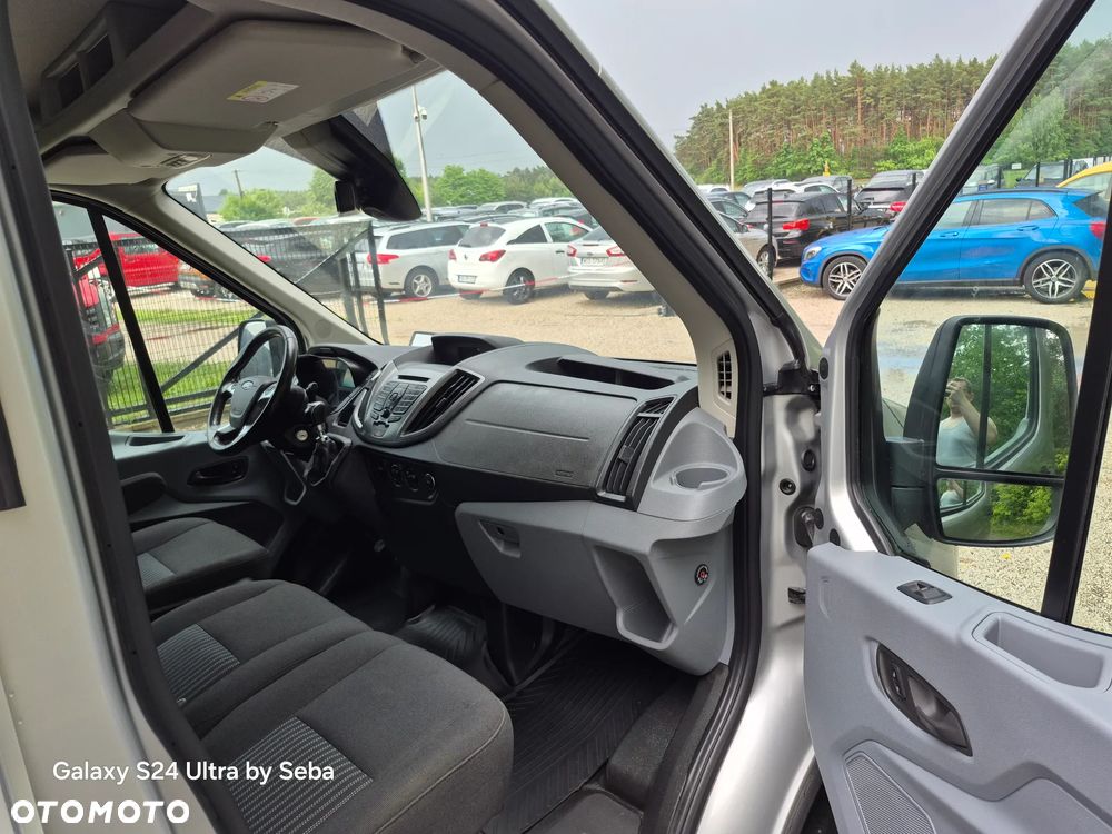 Ford Transit - 22