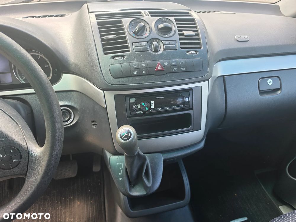 Mercedes-Benz Vito - 21