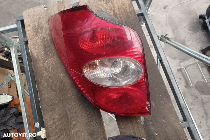 Lampa stop stanga pe aripa Renault Laguna 2 [2001 - 2005] Liftback 1. - 3