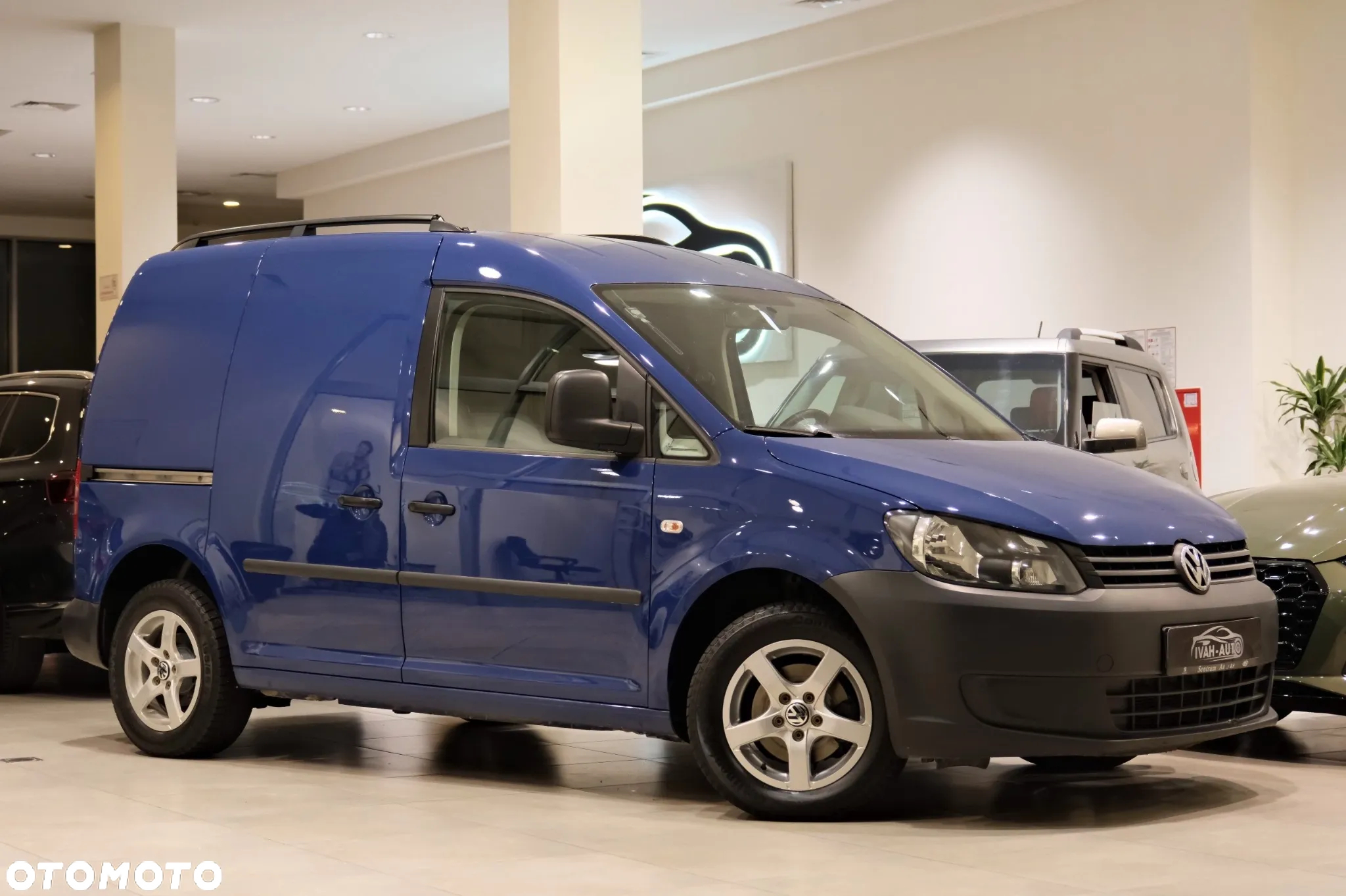 Volkswagen Caddy - 4
