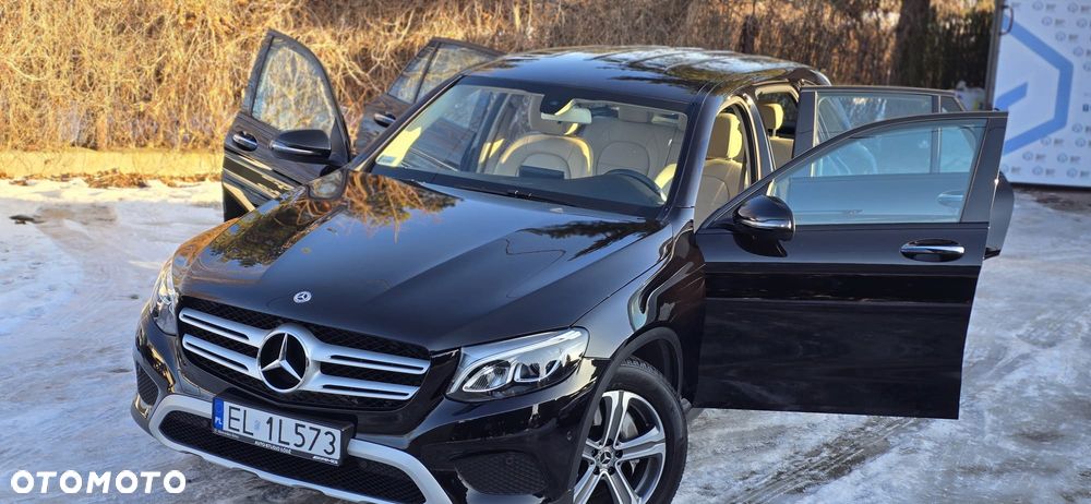 Mercedes-Benz GLC - 21