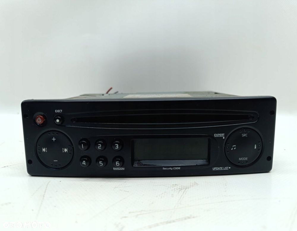 RADIO RENAULT TRAFIC II 2.0 8200633639 - 2