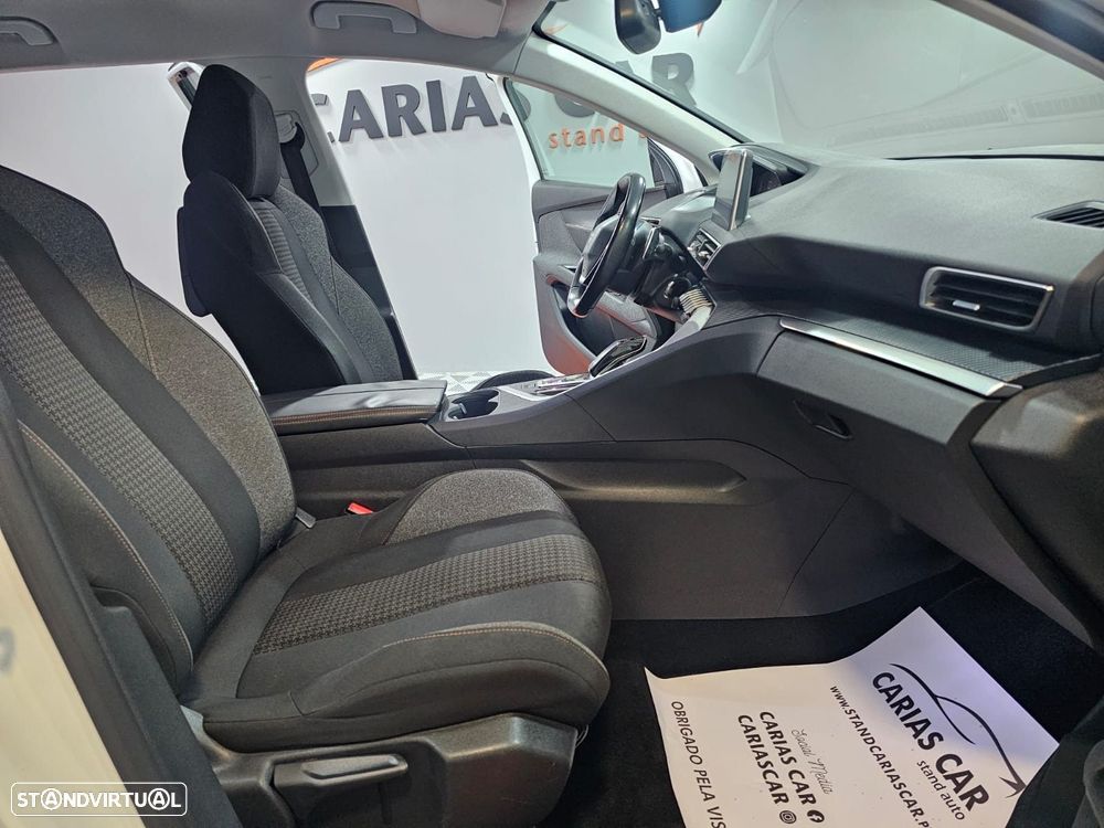 Peugeot 5008 1.5 BlueHDi Allure EAT8 - 11