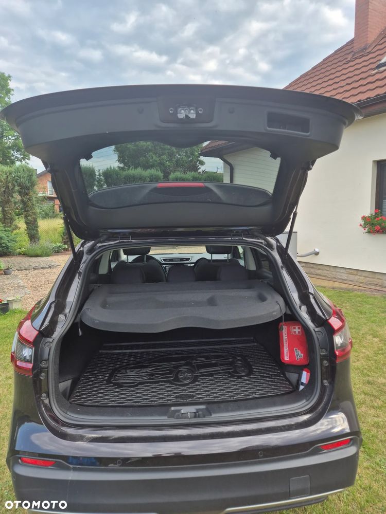 Nissan Qashqai 1.3 DIG-T N-Connecta DCT - 11
