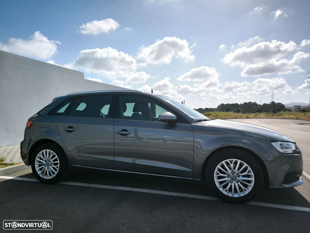 Audi A3 Sportback 1.6 TDI - 13