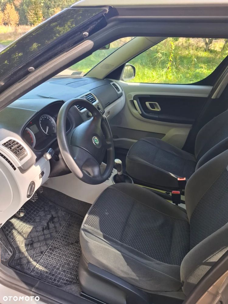 Skoda Roomster 1.6 16V - 17