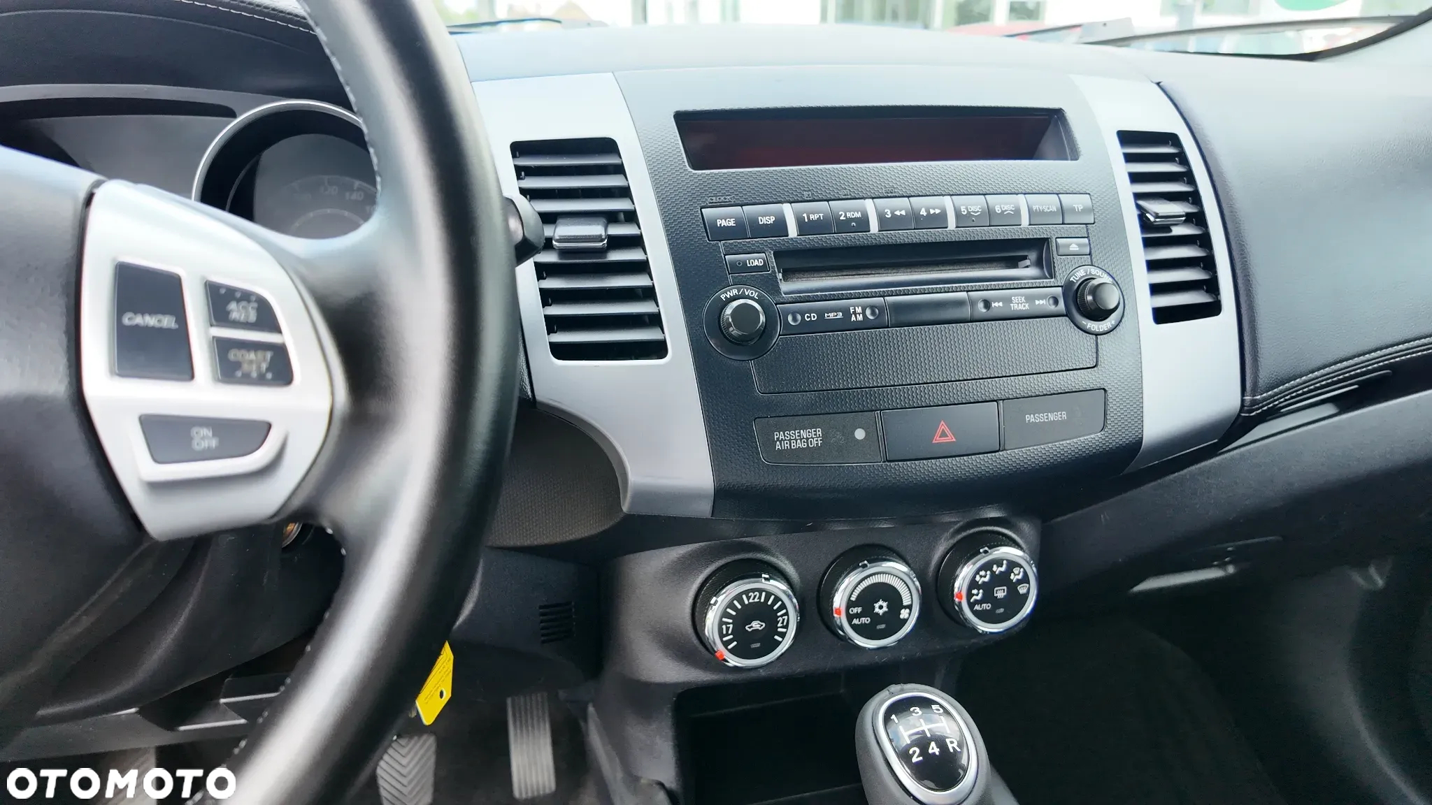 Mitsubishi Outlander 2.0 2WD - 26