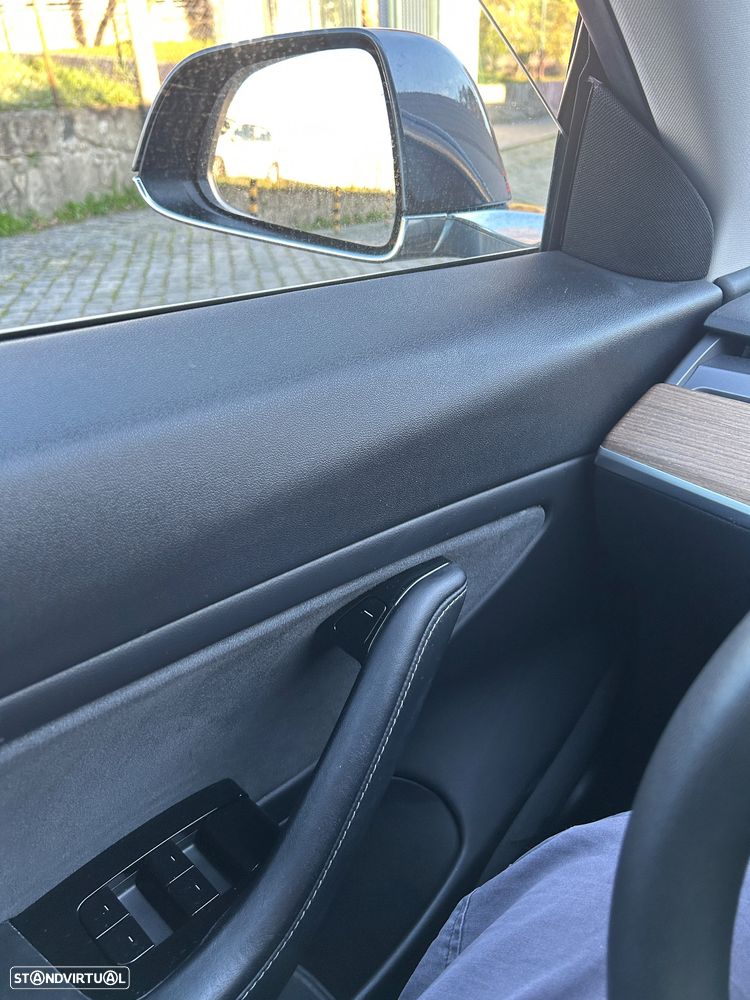 Tesla Model 3 Long Range Tração Integral - 39