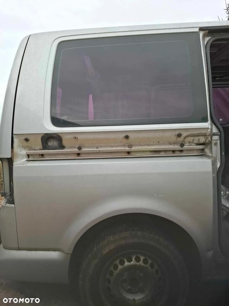 ĆWIARTKA PRAWA TYLNA TYŁ VW T5 T6 03- PRZESZKLONA MULTIVAN CARAVELLE TRANSPORTER - 1