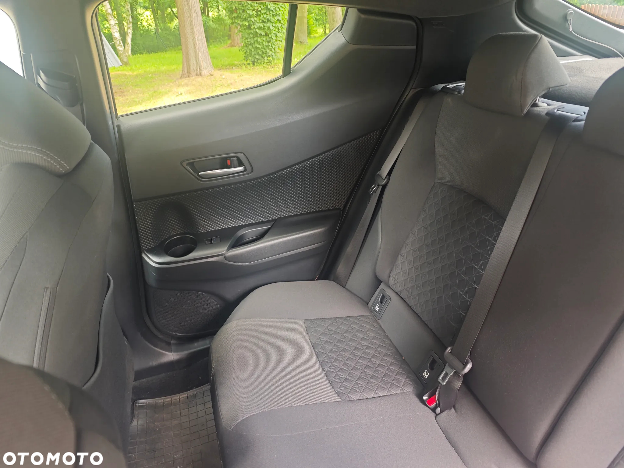 Toyota C-HR 1.2 T Comfort - 22