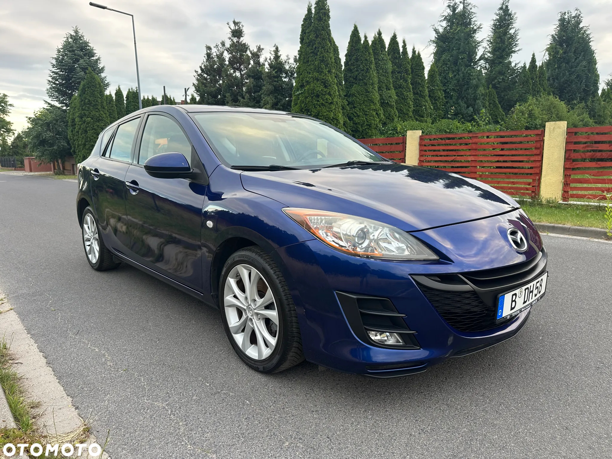 Mazda 3 2.0 Exclusive + - 6