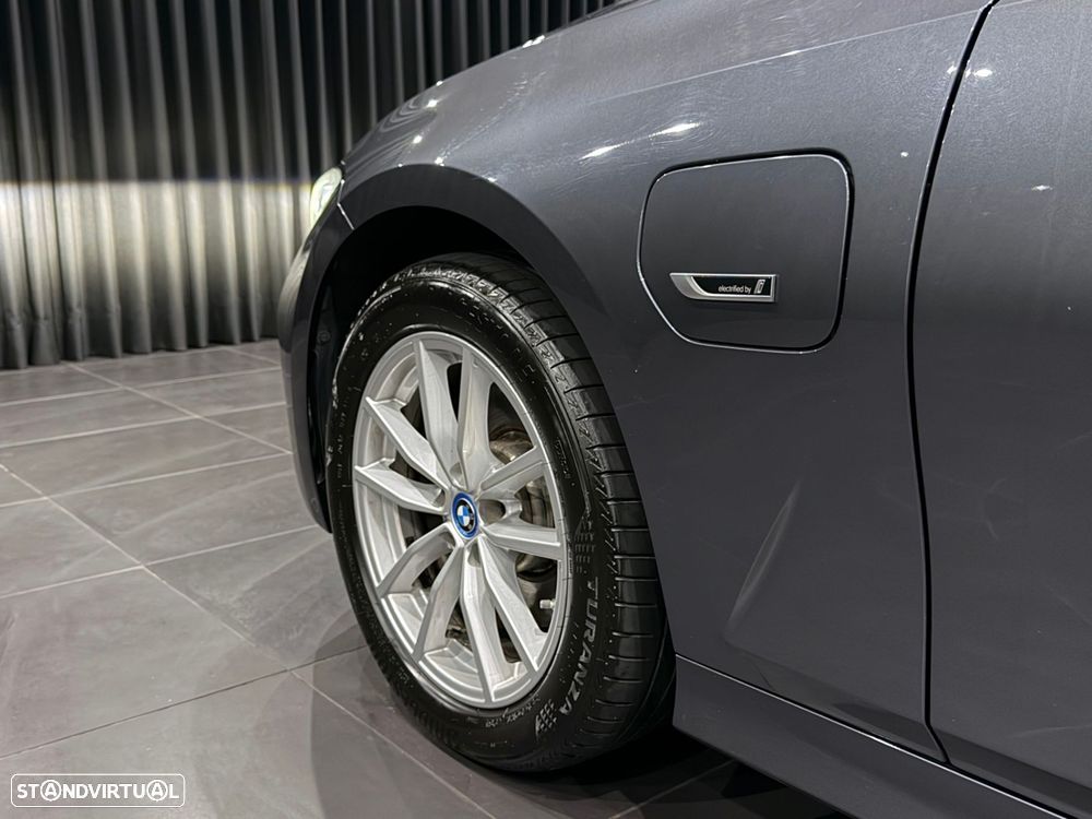 BMW 320 e Line Sport Auto - 14