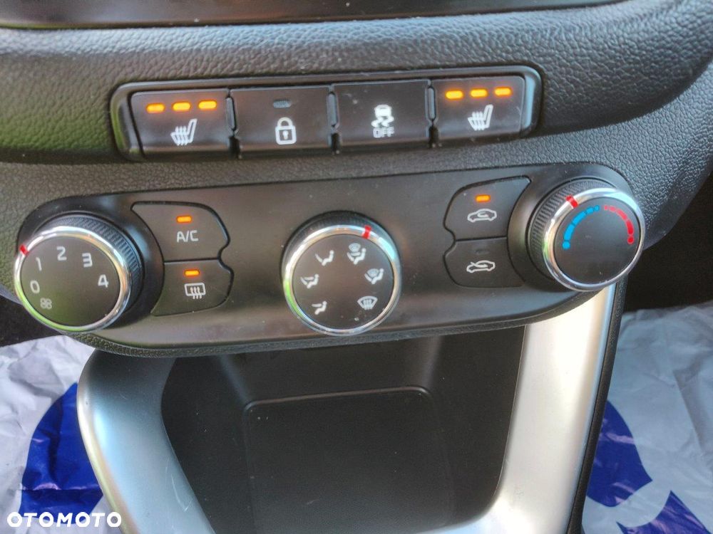 Kia Ceed 1.4 Smart Plus - 29