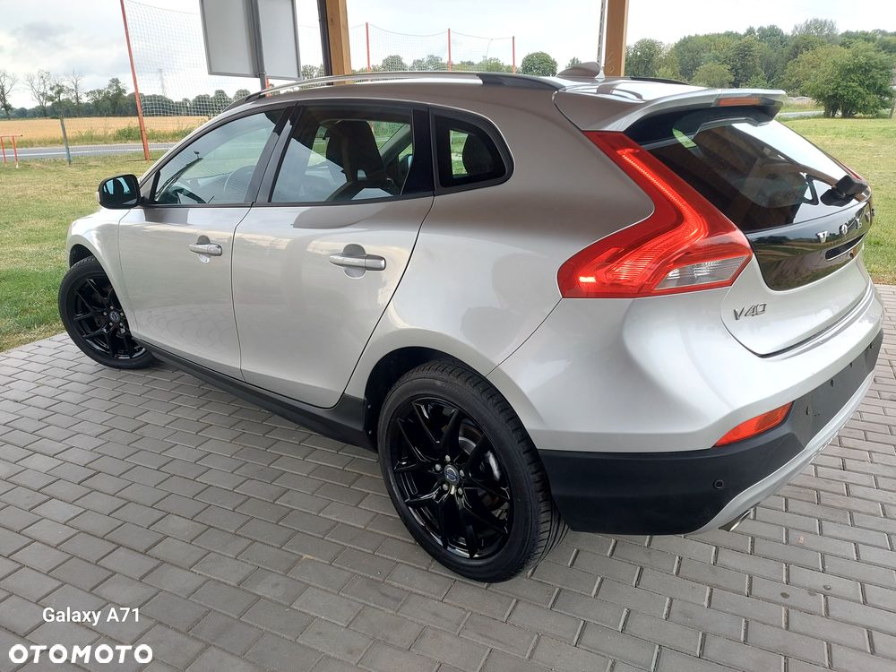 Volvo V40 D3 Geartronic Kinetic - 9