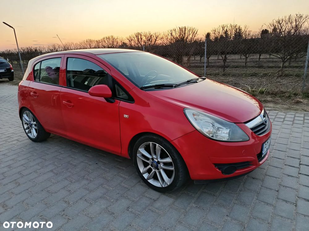 Opel Corsa 1.4 16V Cosmo - 12