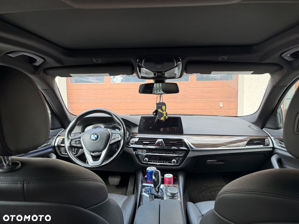 BMW Seria 5 - 10