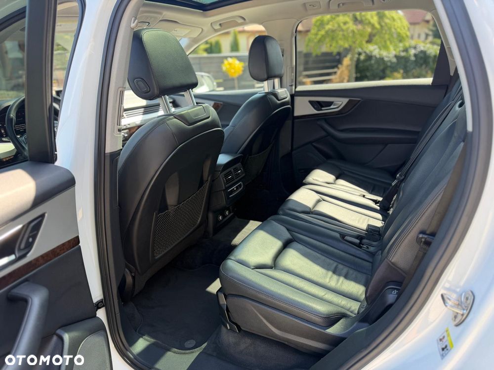 Audi Q7 - 14