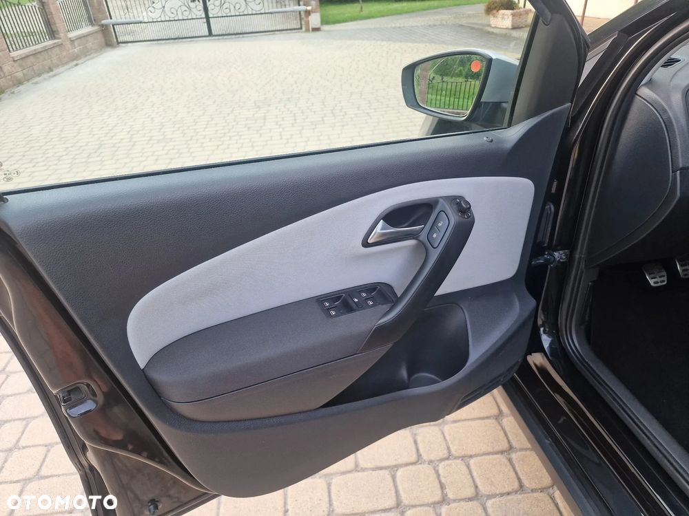 Volkswagen Polo Cross - 9