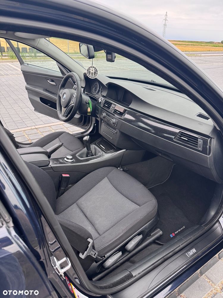 BMW Seria 3 - 21