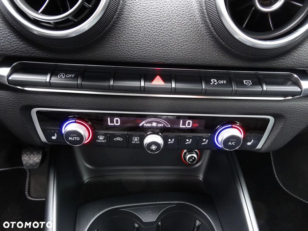 Audi A3 Sportback 1.4 TFSI Ambition - 29