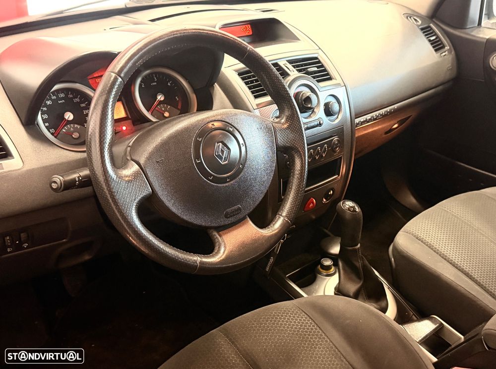 Renault Mégane Break 1.5 dCi Confort - 5
