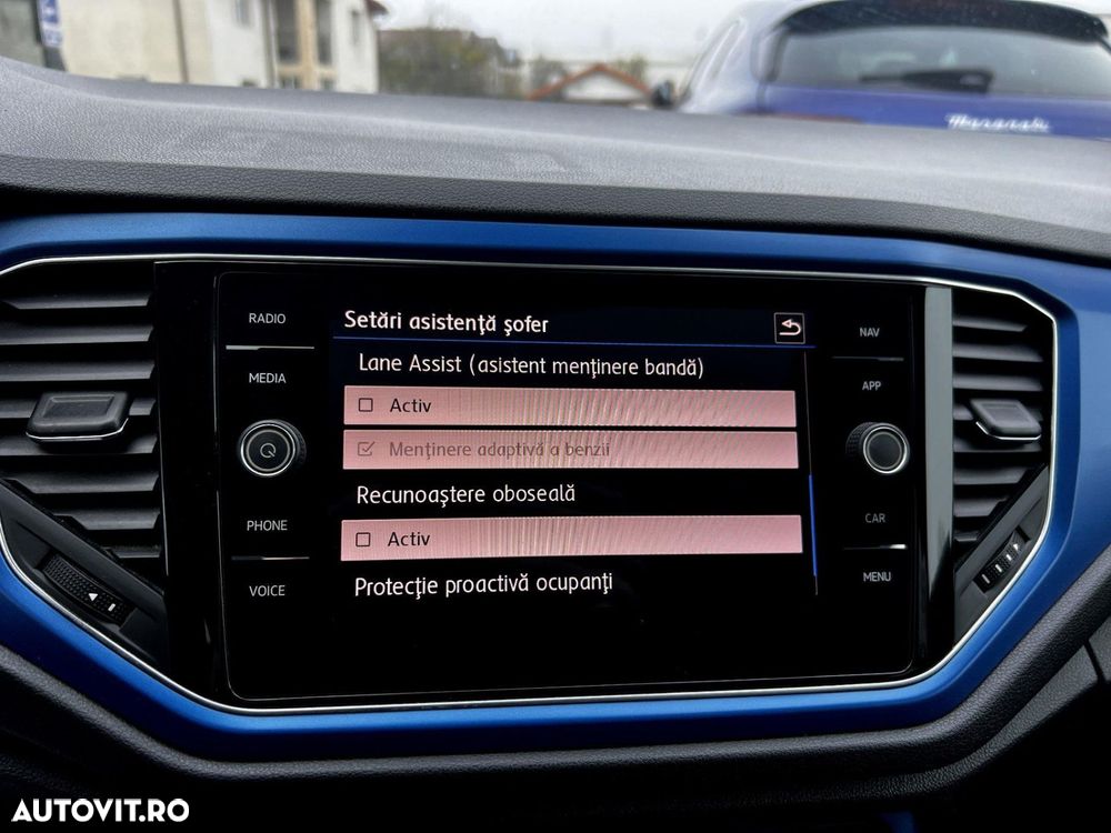 Volkswagen T-Roc - 28