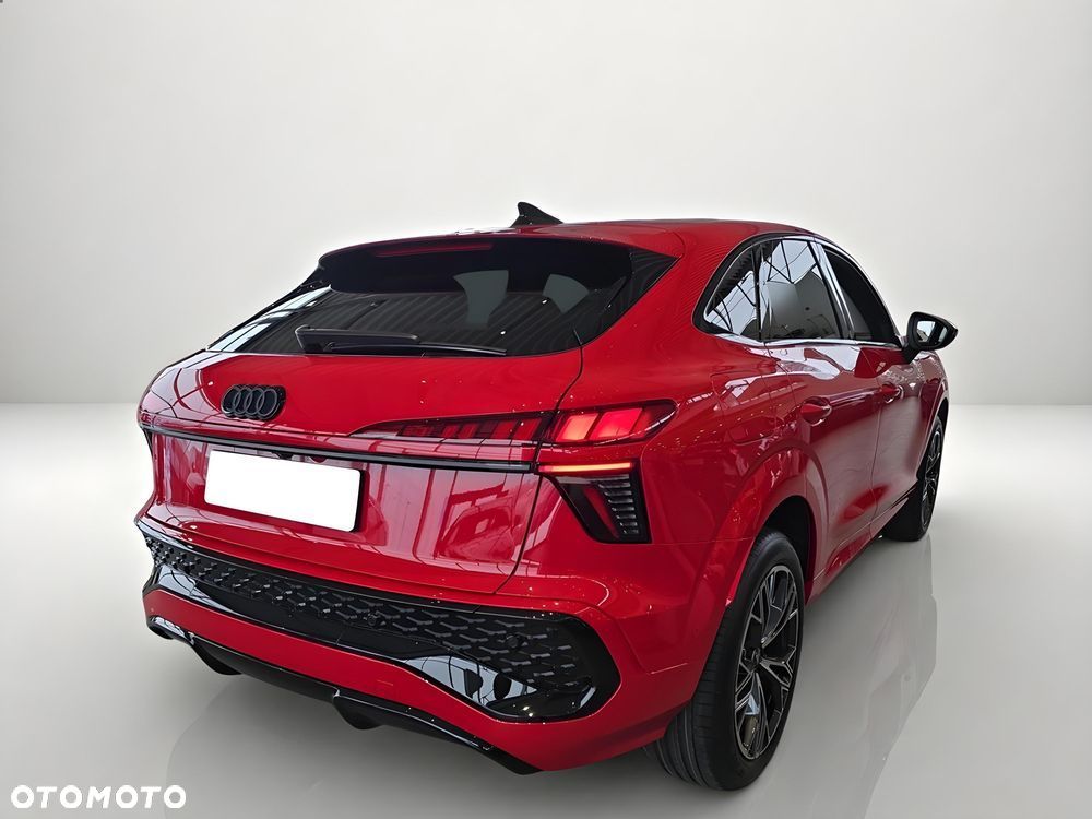 Audi Q3 TFSI mHEV 110 kW S tronic - 4