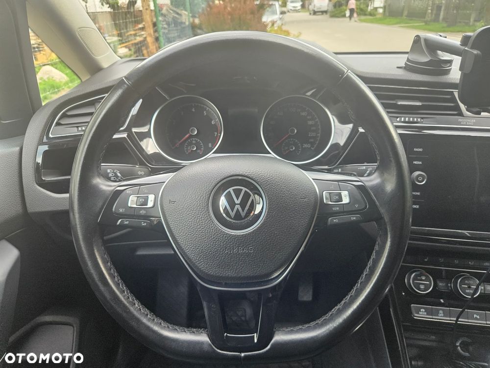 Volkswagen Touran 1.5 TSI EVO Highline DSG - 11