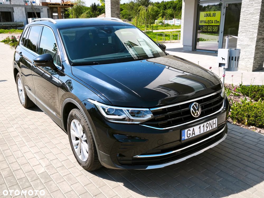 Volkswagen Tiguan - 2