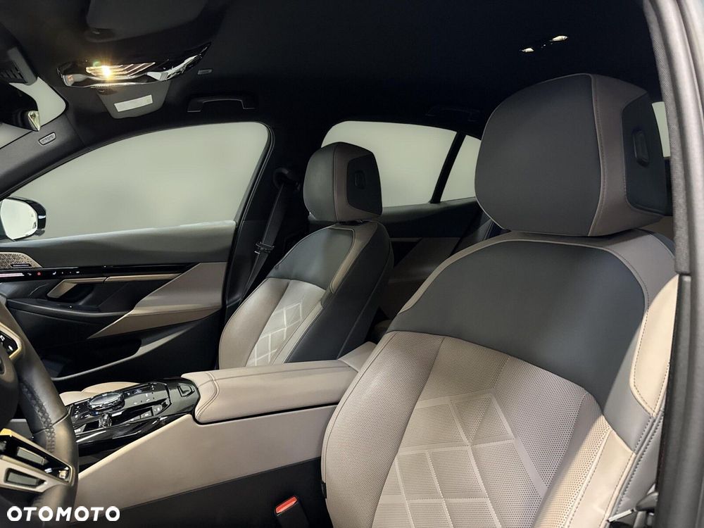 BMW Seria 5 - 12