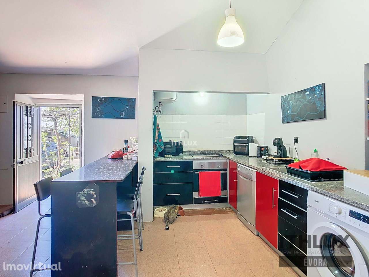 Moradia T2 com 2410 m2 de Terreno em São Bento do Cortiço Estremoz - Grande imagem: 2/17