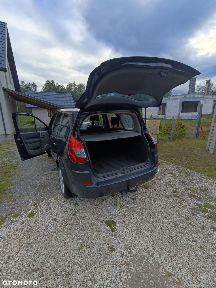 Renault Scenic 1.5 dCi Emotion Plus - 2