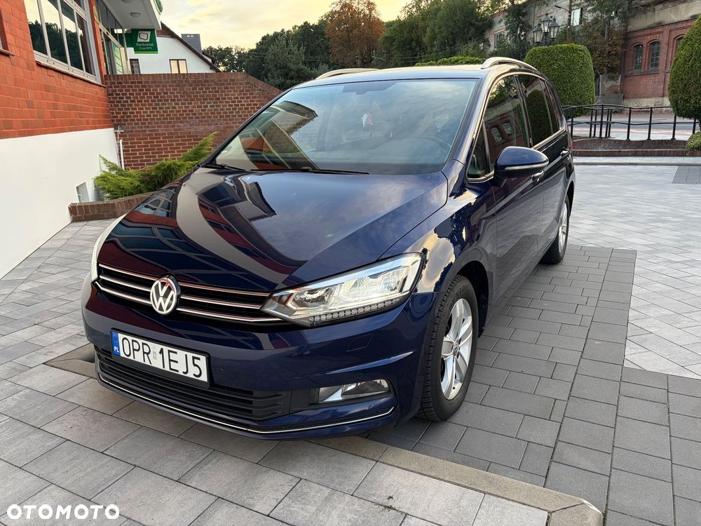 Volkswagen Touran - 2