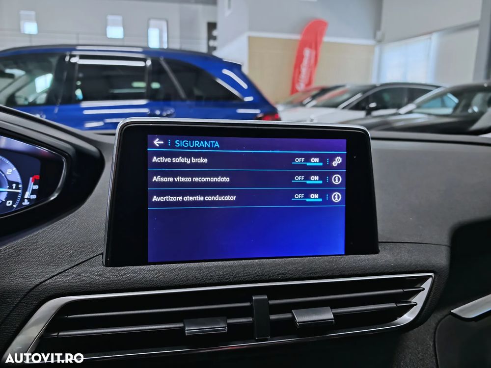 Peugeot 3008 PureTech 130 Stop & Start EAT6 Allure - 21